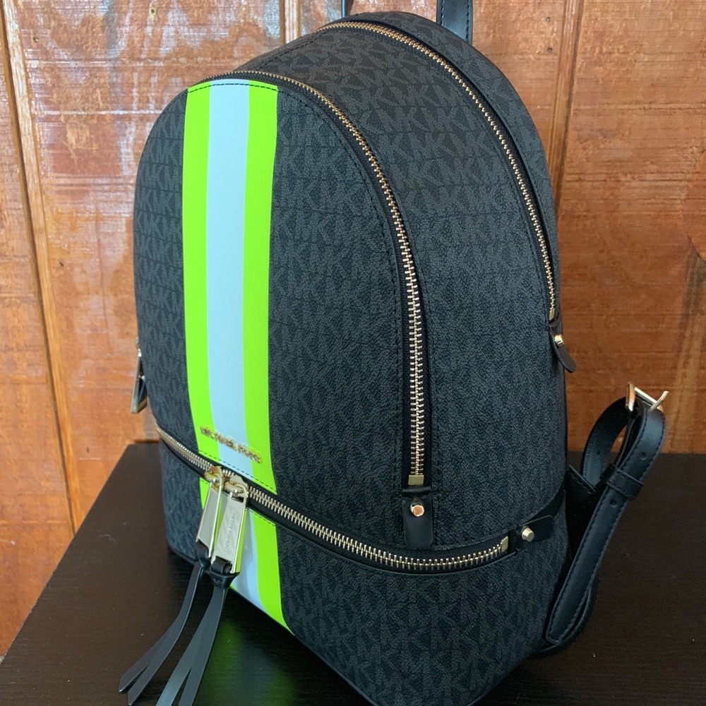 MICHAEL Michael Kors Rhea Medium Backpack - Picture 3 of 7